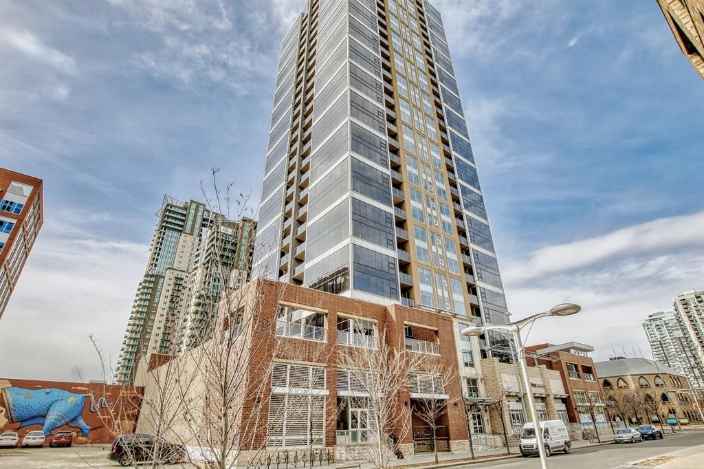 Main Photo: 2708 211 13 Avenue SE in Calgary: Beltline Apartment for sale : MLS®# A2043722