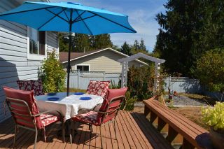 Photo 2: 5466 CARNABY Place in Sechelt: Sechelt District House for sale (Sunshine Coast)  : MLS®# R2103852