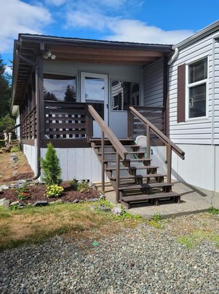 Photo 2: 15 5100 Duncan Bay Rd in Campbell River: CR Campbell River North Manufactured Home for sale : MLS®# 909688