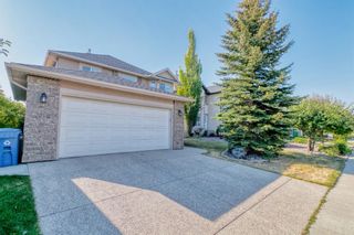 Photo 4: 105 Simcoe View SW in Calgary: Signal Hill Detached for sale : MLS®# A1256626
