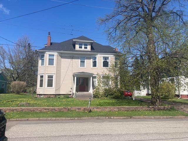 Main Photo: 6 Rupert Street in Amherst: 101-Amherst, Brookdale, Warren Residential for sale (Northern Region)  : MLS®# 202205716