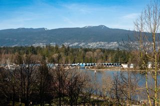 Photo 8: 403 1169 W CORDOVA Street in Vancouver: Coal Harbour Condo for sale in "ONE HARBOUR GREEN" (Vancouver West)  : MLS®# R2861936