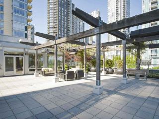 Photo 22: 410 BEACH Crescent in Vancouver: Yaletown Townhouse for sale in "KING'S LANDING" (Vancouver West)  : MLS®# R2845282