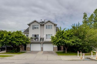 Photo 1: 2 1604 27 Avenue SW in Calgary: South Calgary Row/Townhouse for sale : MLS®# A1233436
