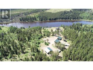 Photo 3: 24410 VERDUN BISHOP FOREST SERVICE ROAD in Burns Lake: House for sale : MLS®# R2786528