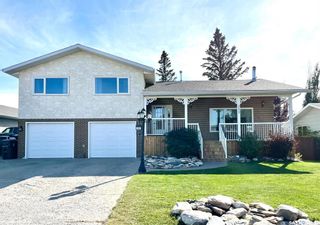 Photo 1: 111 19th Street in Battleford: Residential for sale : MLS®# SK909255