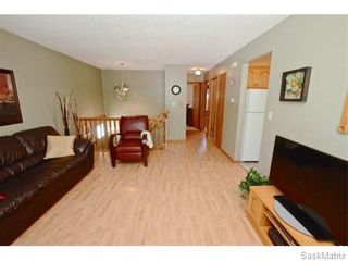 Photo 4: 6 BRUCE Place in Regina: Normanview Single Family Dwelling for sale (Regina Area 02)  : MLS®# 549323