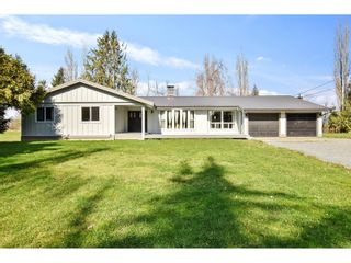 Photo 2: 5449 GLENMORE ROAD in Abbotsford: House for sale : MLS®# R2757377