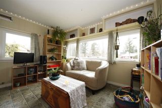 Photo 8: 19 BRACKEN Parkway in Squamish: Brackendale Manufactured Home for sale : MLS®# R2342599