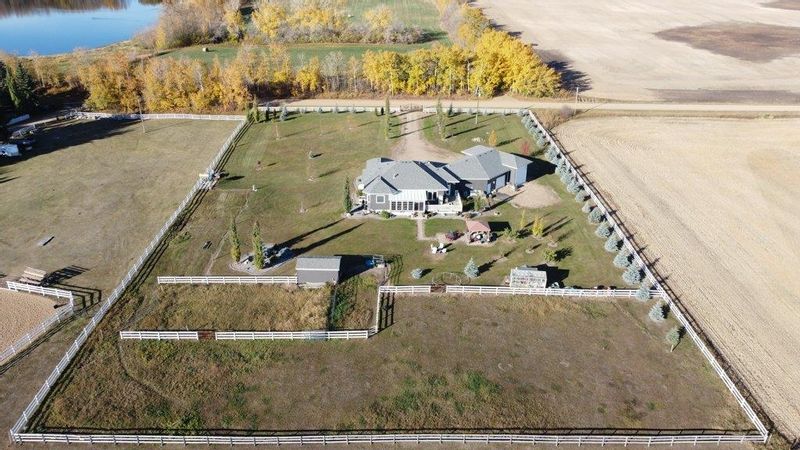 FEATURED LISTING: 57231 RGE RD 240 Rural Sturgeon County