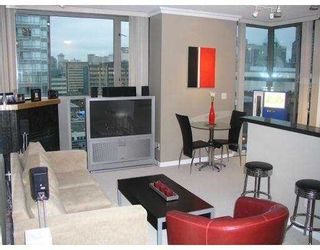 Photo 1: 1601 928 RICHARDS ST in Vancouver: Downtown VW Condo for sale in "SAVOY" (Vancouver West)  : MLS®# V560663