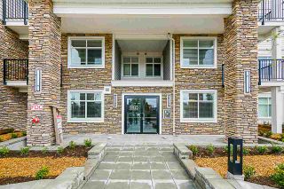 Photo 2: 301 19940 BRYDON Crescent in Langley: Langley City Condo for sale in "Brydon Green" : MLS®# R2360844