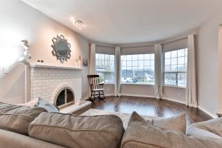 Photo 5: 21310 87 Place in Langley: Walnut Grove House for sale in "FOREST HILLS" : MLS®# R2562113
