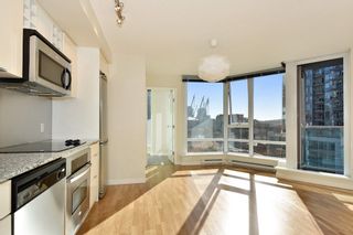 Photo 7: 1102 788 HAMILTON Street in Vancouver: Downtown VW Condo for sale in "TV TOWERS 1" (Vancouver West)  : MLS®# R2217324