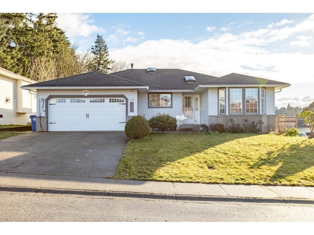 Main Photo: 2879 CROSSLEY Drive in Abbotsford: Abbotsford West House for sale : MLS®# R2649442