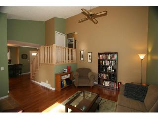 Photo 11: 455 BERKLEY Crescent NW in CALGARY: Beddington Residential Detached Single Family for sale (Calgary)  : MLS®# C3446883