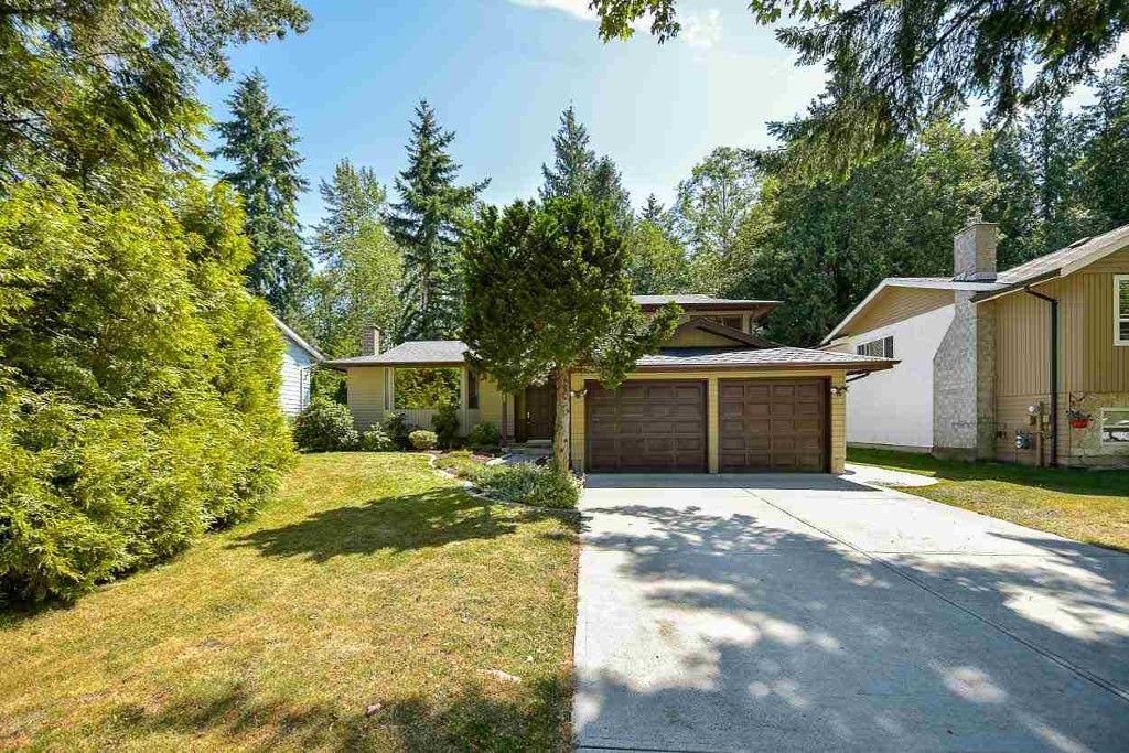 Main Photo: 9362 149A in Surrey: Fleetwood Tynehead House for sale : MLS®# R2199885