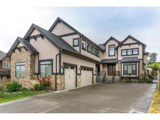 Photo 1: 2273 CHARDONNAY Lane in Abbotsford: Aberdeen House for sale : MLS®# R2094873