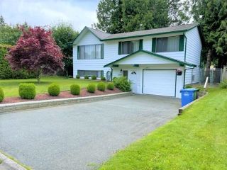 Photo 1: 2480 ALADDIN Crescent in Abbotsford: Abbotsford East House for sale : MLS®# R2711731