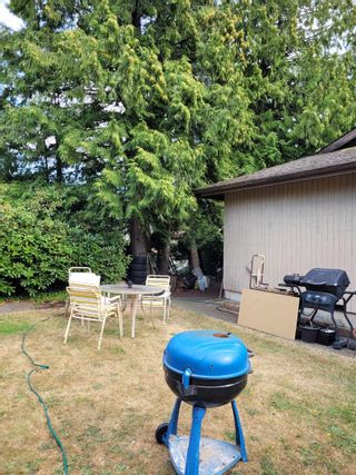Photo 3: 7157 DOW Avenue in Burnaby: Metrotown 1/2 Duplex for sale (Burnaby South)  : MLS®# R2718580