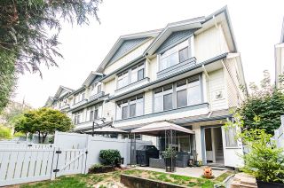 Photo 3: 33 21661 88 Avenue in Langley: Walnut Grove Townhouse for sale in "Monterra" : MLS®# R2723455
