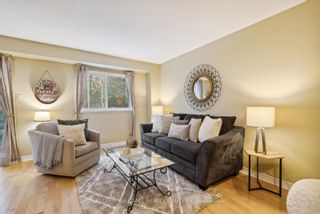 Photo 4: 571 Jack Giles Circle in Newmarket: Summerhill Estates Condo for sale : MLS®# N8053132