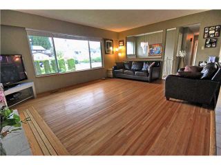 Photo 2: 308 VALOUR Drive in Port Moody: College Park PM House for sale in "COLLEGE PARK PORT MOODY" : MLS®# V993297