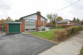 Photo 12: 23 Hancock Crest in Toronto: Wexford-Maryvale House (Bungalow) for sale (Toronto E04)  : MLS®# E3063654