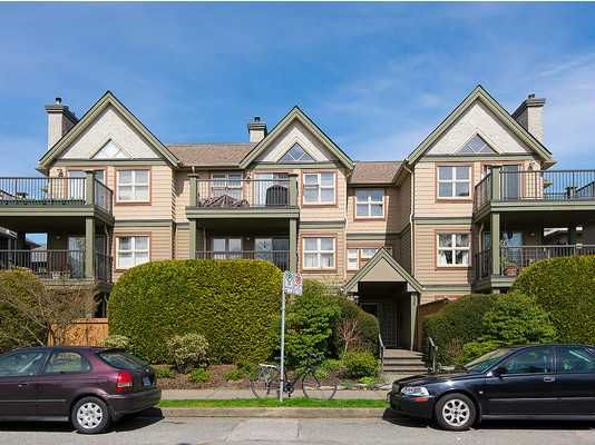 Main Photo: 104 935 W 15TH Avenue in Vancouver: Fairview VW Condo for sale in "THE EMPRESS" (Vancouver West)  : MLS®# V1059558