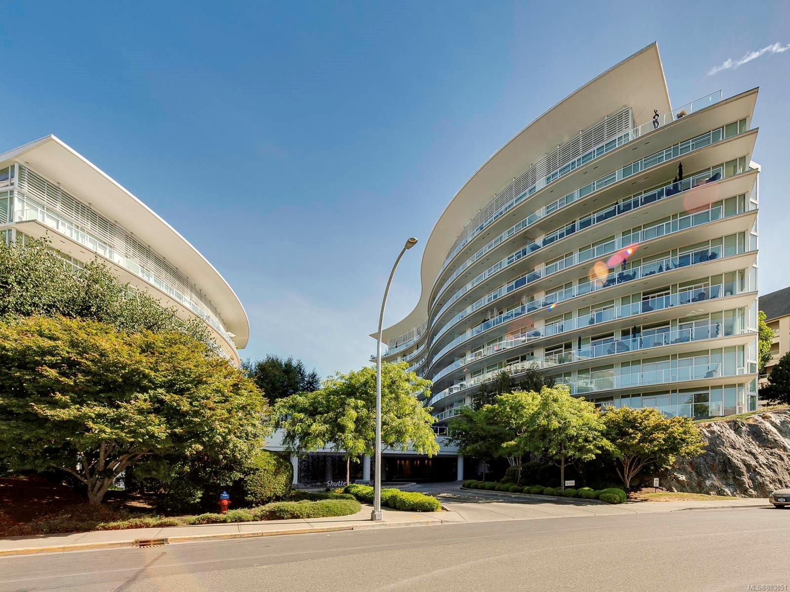 Main Photo: 706 66 Songhees Rd in Victoria: VW Victoria West Condo for sale (Victoria West)  : MLS®# 883851