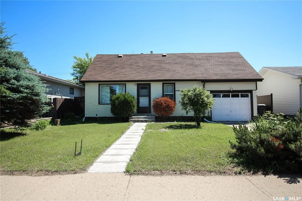 Main Photo: 1382 109th Street in North Battleford: College Heights Residential for sale : MLS®# SK920577