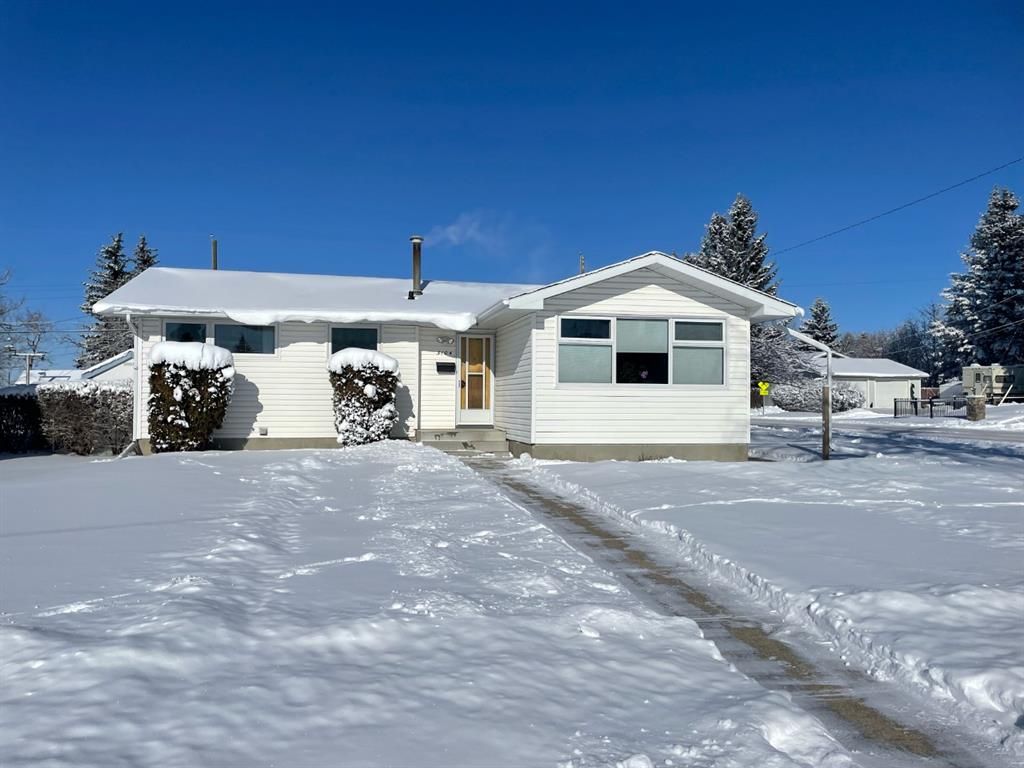 Main Photo: 5104 40 Street: Innisfail Detached for sale : MLS®# A1185277