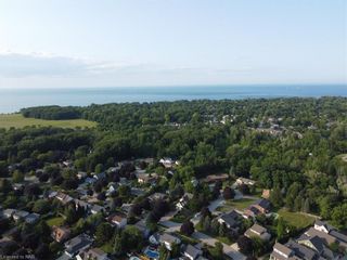 Photo 6: 4 Merritt Circle in Niagara-on-the-Lake: 101 - Town Single Family Residence for sale : MLS®# 40477466