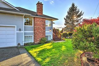 Photo 16: 4299 Panorama Pl in VICTORIA: SE Lake Hill House for sale (Saanich East)  : MLS®# 774088