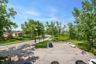Photo 2: 631 860 Midridge Drive SE in Calgary: Midnapore Apartment for sale : MLS®# A2054722