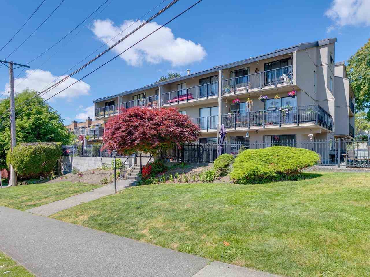 Main Photo: 205 803 QUEENS AVENUE in New Westminster: Uptown NW Condo for sale : MLS®# R2584839