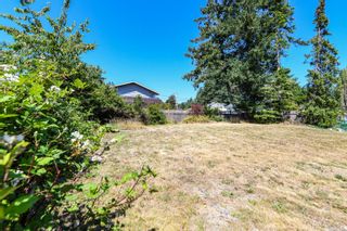 Photo 1: 1635 Dogwood Ave in Comox: CV Comox (Town of) Land for sale (Comox Valley)  : MLS®# 936225