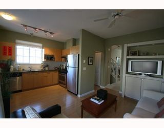 Photo 4: 34 7331 HEATHER Street in Richmond: McLennan North Townhouse for sale in "BAYBERRY" : MLS®# V791131