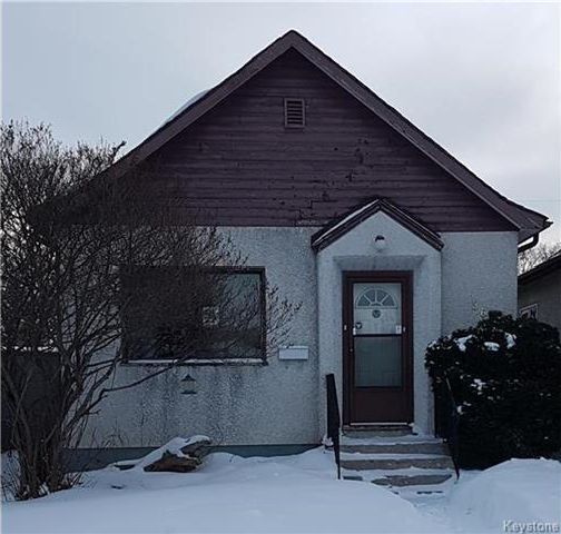 Main Photo: 560 McAdam Avenue in Winnipeg: Residential for sale (4D)  : MLS®# 1804139