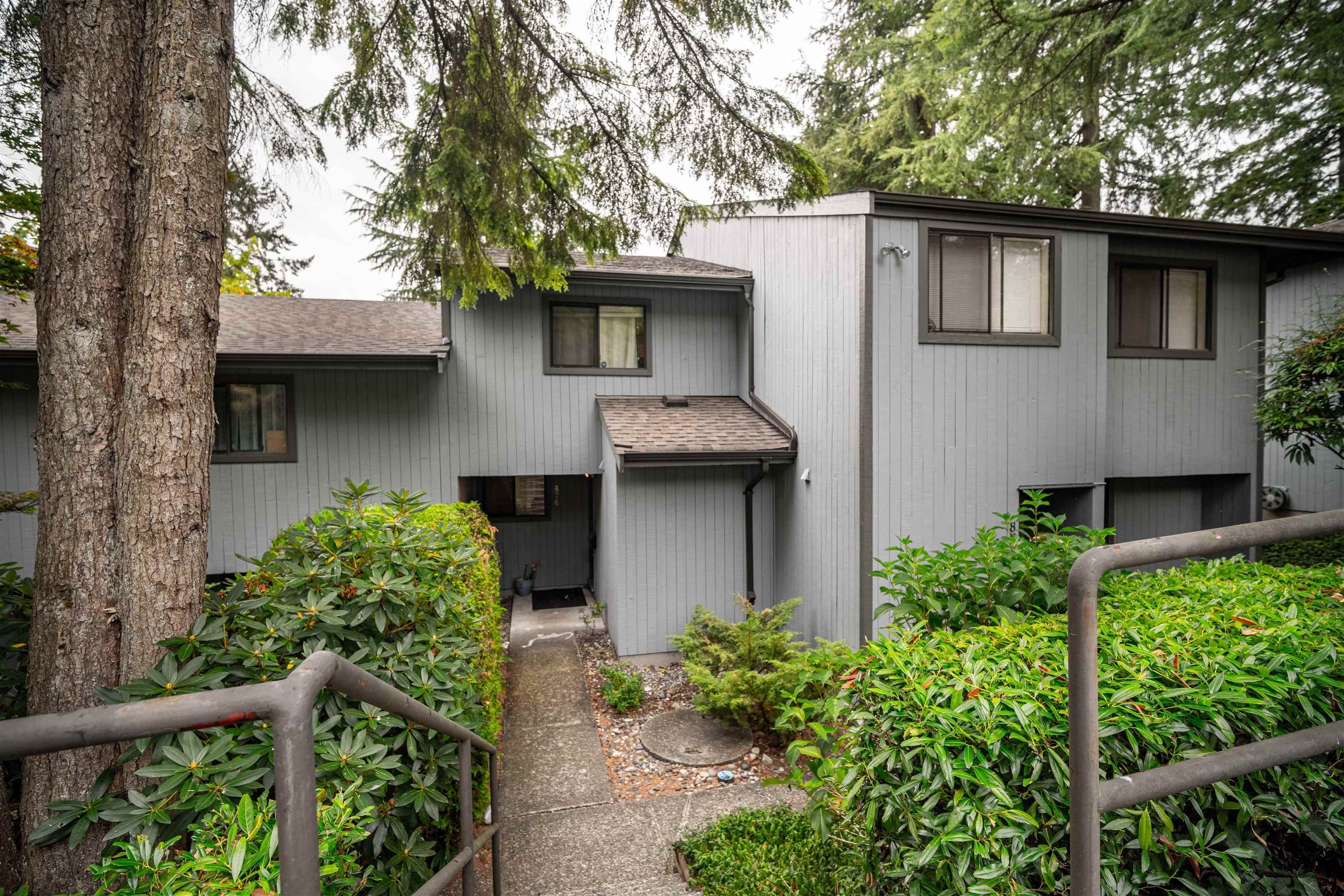Main Photo: 876 CUNNINGHAM Lane in Port Moody: North Shore Pt Moody Townhouse for sale in "Woodside Village" : MLS®# R2814624
