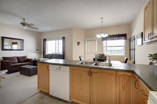 Photo 12: 208 Prestwick Landing SE in Calgary: McKenzie Towne Row/Townhouse for sale : MLS®# A2028238