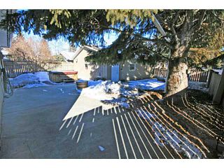 Photo 18: 1527 LAKE TWINTREE Way SE in CALGARY: Lake Bonavista Residential Detached Single Family for sale (Calgary)  : MLS®# C3602215