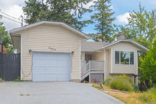 Photo 2: 2689 Myra Pl in View Royal: VR Six Mile House for sale : MLS®# 879093