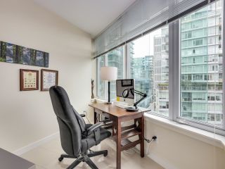 Photo 9: 704 88 W 1ST Avenue in Vancouver: False Creek Condo for sale in "The One" (Vancouver West)  : MLS®# R2866595