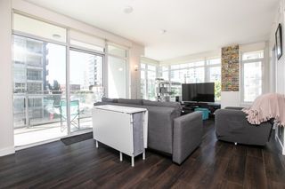 Photo 4: 308 111 E 1ST Avenue in Vancouver: Mount Pleasant VE Condo for sale in "Block 100" (Vancouver East)  : MLS®# R2814076