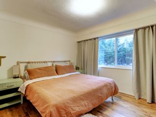 Photo 10: 1083 Lodge Ave. in Victoria: Saanich East House for sale