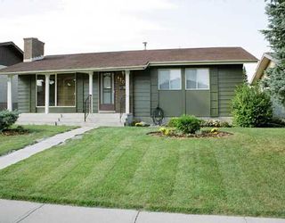 Photo 1: 120 CEDARPARK Drive SW in CALGARY: Cedarbrae Residential Detached Single Family for sale (Calgary)  : MLS®# C3337567