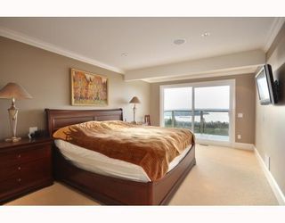 Photo 5: 1342 CAMRIDGE RD in West Vancouver: House for sale : MLS®# V804594