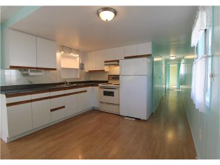 Photo 3: 54 3295 SUNNYSIDE Road: Anmore Manufactured Home for sale in "COUNTRYSIDE VILLAGE" (Port Moody)  : MLS®# V999785