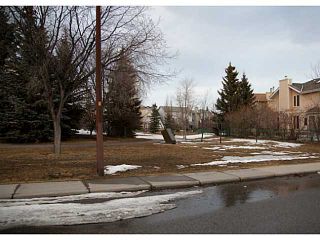 Photo 20: 188 WOODFORD Close SW in CALGARY: Woodbine Residential Detached Single Family for sale (Calgary)  : MLS®# C3558183